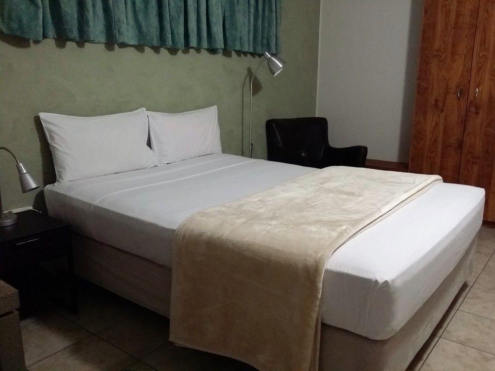 Galaxy Mackay Motor Inn Extérieur photo